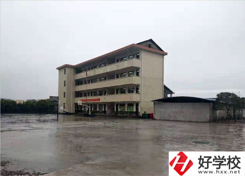 張家界僑輝技術(shù)學(xué)校教學(xué)模式怎么樣？入學(xué)須知有哪些？