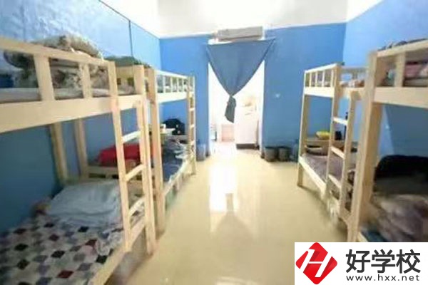 湖南體育運動學(xué)校的辦學(xué)條件怎么樣？