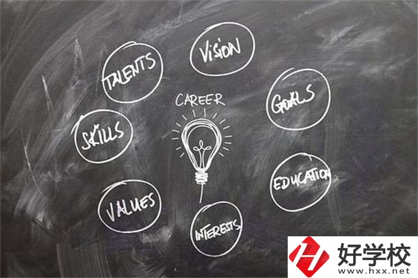 在湖南上職高好還是上技校好？有什么區(qū)別？