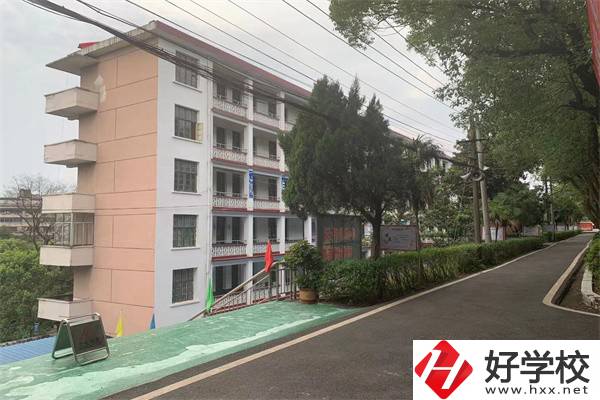 株洲英泰軟件工程技術(shù)學(xué)校在哪里？辦學(xué)條件怎樣？