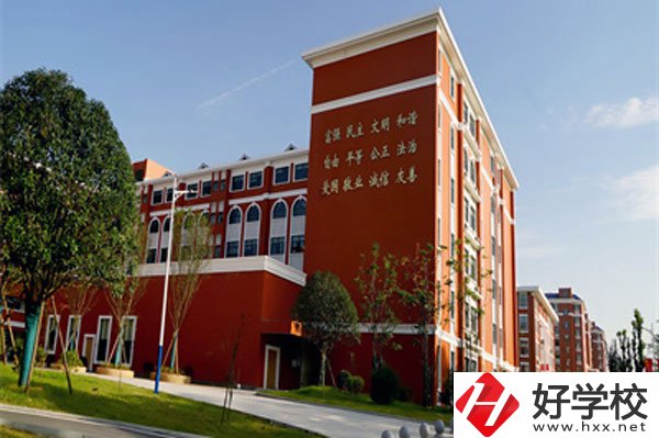 長沙的醫(yī)衛(wèi)類中專學(xué)校有哪些？