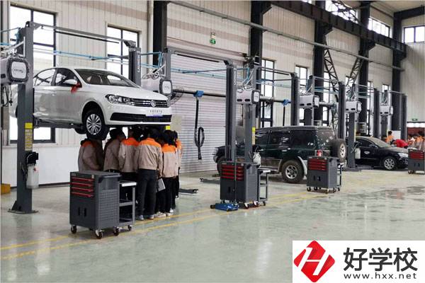 婁底市哪所技校比較好？有哪些專業(yè)？