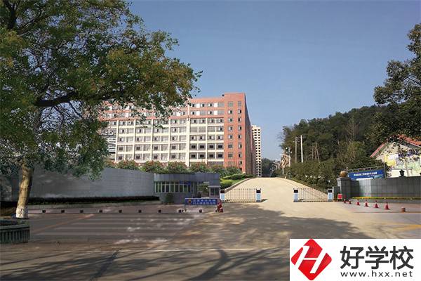 長沙排名前三的民辦技校有哪些？辦學(xué)條件怎么樣？