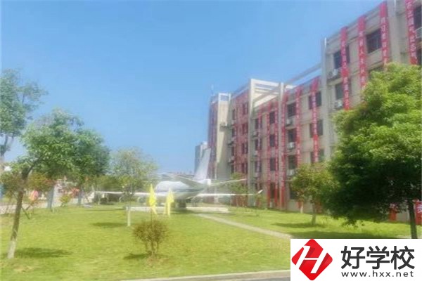長(zhǎng)沙經(jīng)貿(mào)職業(yè)中專有哪些招生專業(yè)？有哪些辦學(xué)優(yōu)勢(shì)？