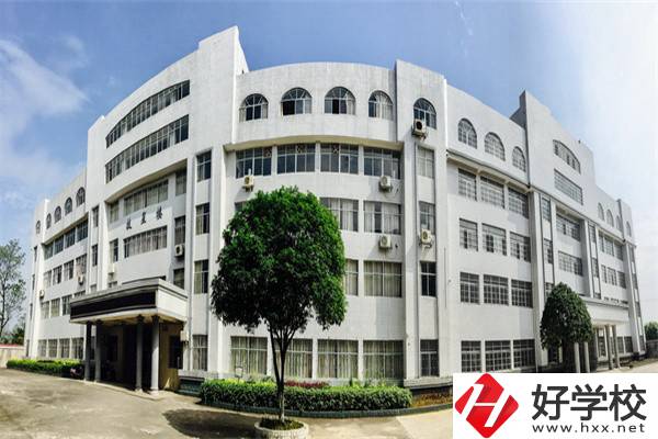 婁底市最好的公辦中專是哪所？有什么辦學(xué)特色？