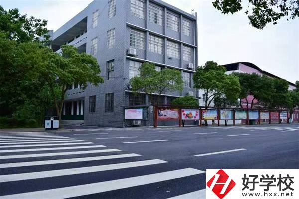 湖南道州技工學(xué)校怎么樣？有哪些辦學(xué)特色？