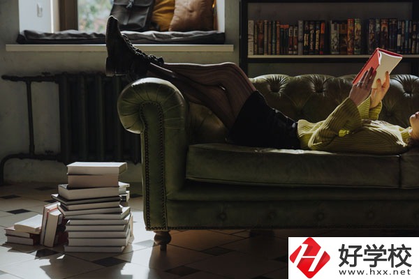 衡山明星體育藝術(shù)中等專業(yè)學校好不好？