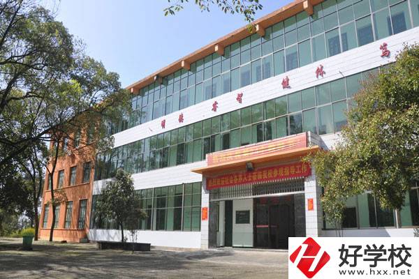 衡陽蔡倫科技中等職業(yè)學(xué)校是公辦的嗎？有哪些優(yōu)勢？