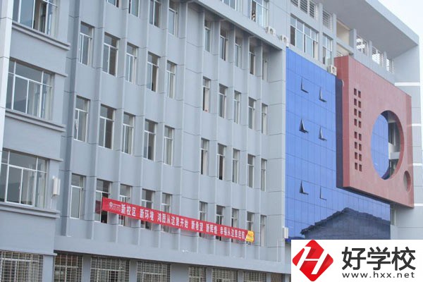 張家界旅游類中職有哪些？學(xué)校有什么特色？