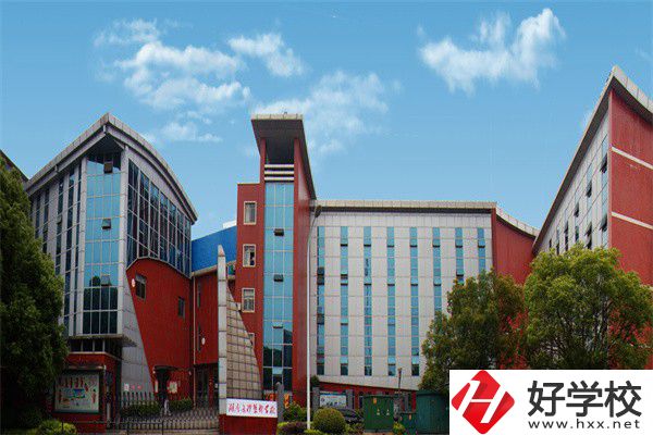 長(zhǎng)沙開(kāi)設(shè)了舞蹈專業(yè)的民辦中專有哪些？