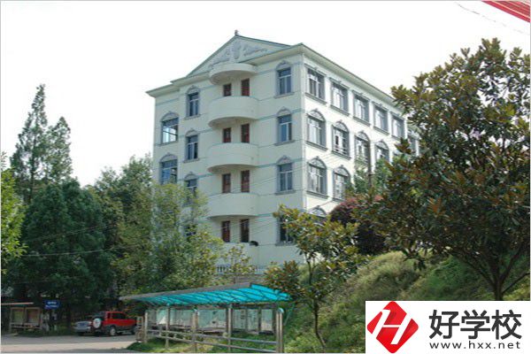 長沙有多少所中職學(xué)校？哪些排名比較靠前？