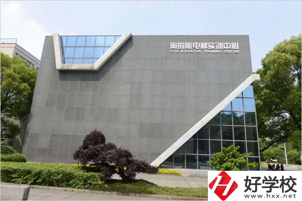 湘潭信息中等職業(yè)技術(shù)學校實訓樓