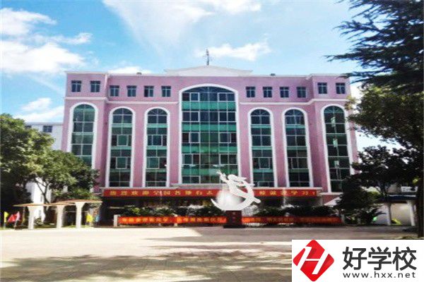 長沙民辦重點(diǎn)中專有哪些？收費(fèi)如何？