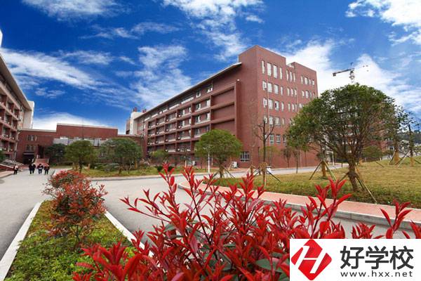 張家界航空工業(yè)職業(yè)技術(shù)學(xué)院航空專業(yè)有哪些報(bào)考要求？