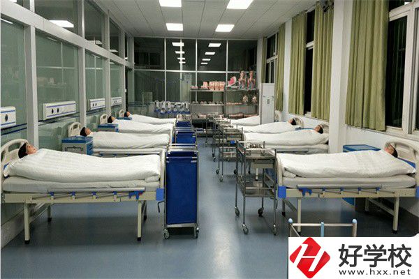 株洲鐵航衛(wèi)生中等職業(yè)技術(shù)學(xué)校的實訓(xùn)條件好不好？