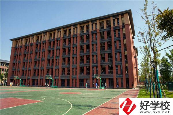 常德財(cái)經(jīng)學(xué)校哪些專(zhuān)業(yè)比較好？