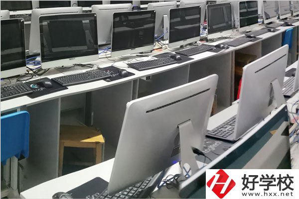 懷化市大鑫學(xué)校是職校嗎？辦學(xué)條件怎么樣？