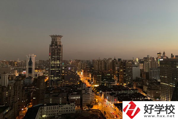 攸縣求實職業(yè)技術學校的平面設計專業(yè)怎么樣？就業(yè)前景如何？