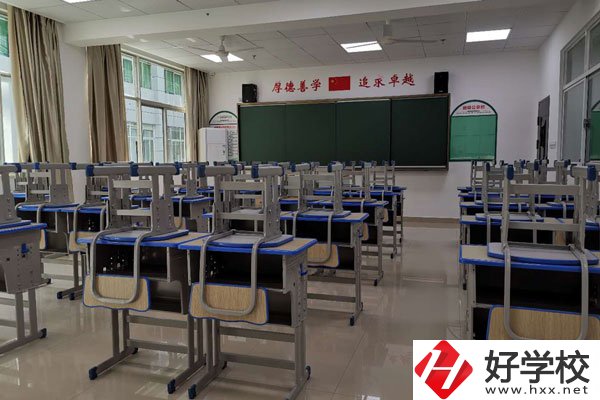 長沙康明職業(yè)中專學(xué)校有什么特色專業(yè)？