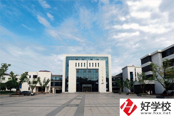 湖南有哪些公辦技校？