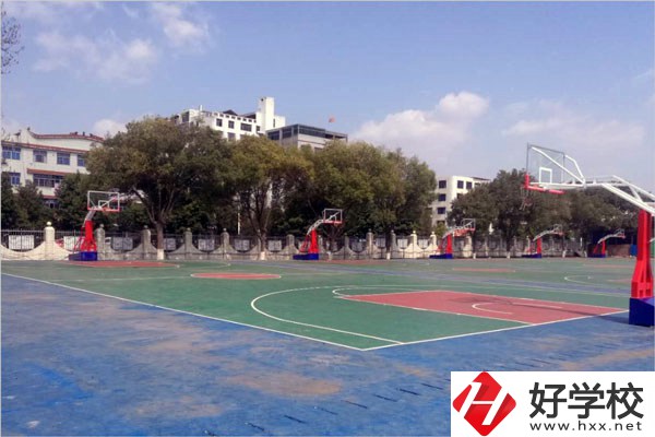 永州市東安縣的哪所中專學(xué)校比較好？