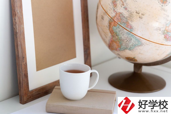 永州第二技工學(xué)校怎么樣？學(xué)校是公辦的嗎？